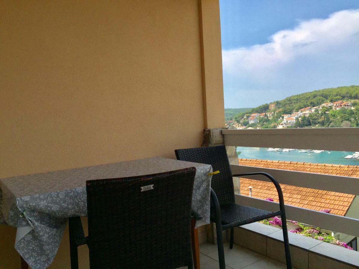 Apartment Seaview Jelsa Racic Экстерьер фото